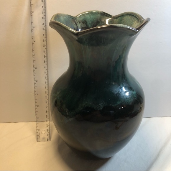 Vintage Blue MountIn Pottery Vase 10” - Picture 7 of 9